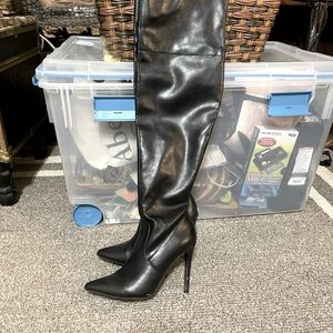 Brand new patent leather thigh high stiletto